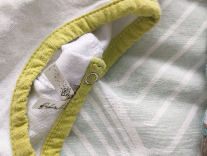 Lot de 4 tee-shirts et polos manches longues + 1 offert - 6 mois - photo numéro 3