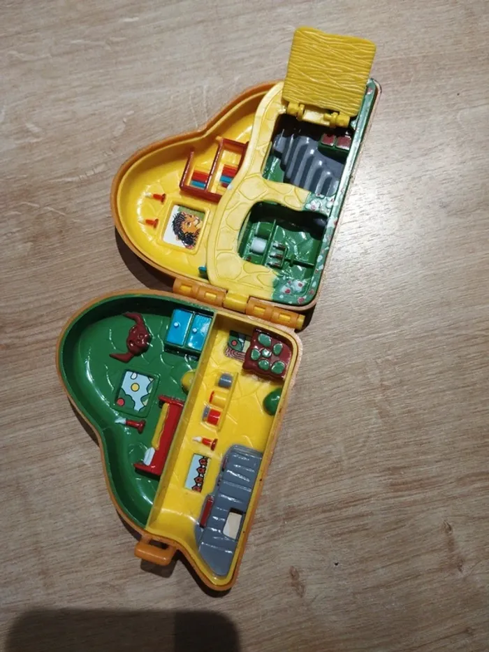 Bootleg Polly pocket Lion - photo numéro 3