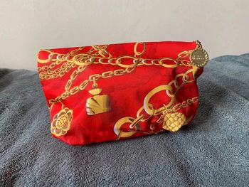 Trousse Estée Lauder rouge & or