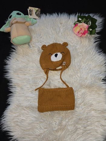 Ensemble bonnet et tour de cou