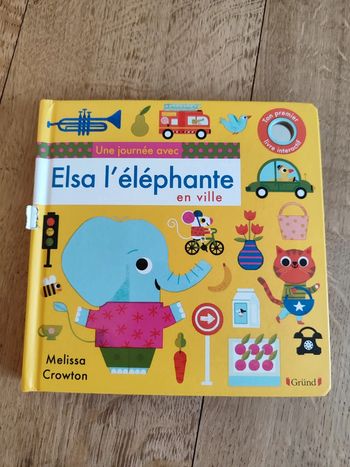 Une journée avec Elsa l'éléphante en ville