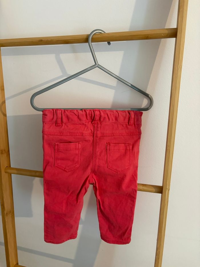 Pantalon bébé Kiabi - Taille 9 mois (69/72 cm) - Très bon état - photo numéro 3