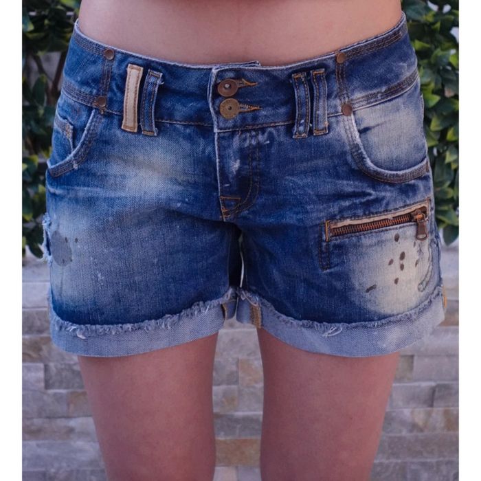 Short en jeans denim Zara, taille 36 - photo numéro 2