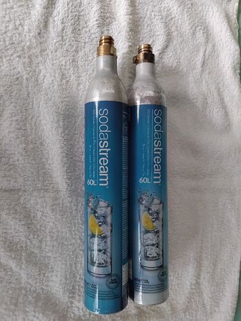 Soda Stream - Cartouche à visser VIDE pour fontaine à eau gazeuse