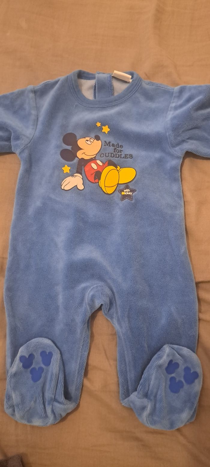 Pyjama - photo numéro 2