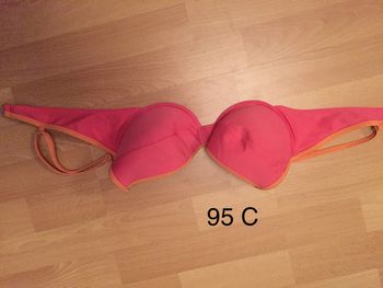 Haut de maillot de bain rose/orange Taille 95 c