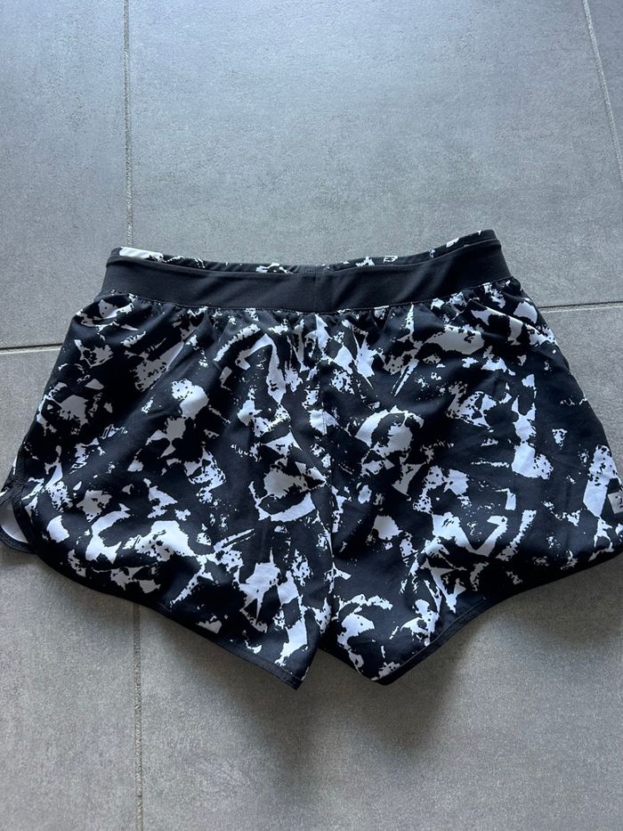 Short Domyos - photo numéro 2