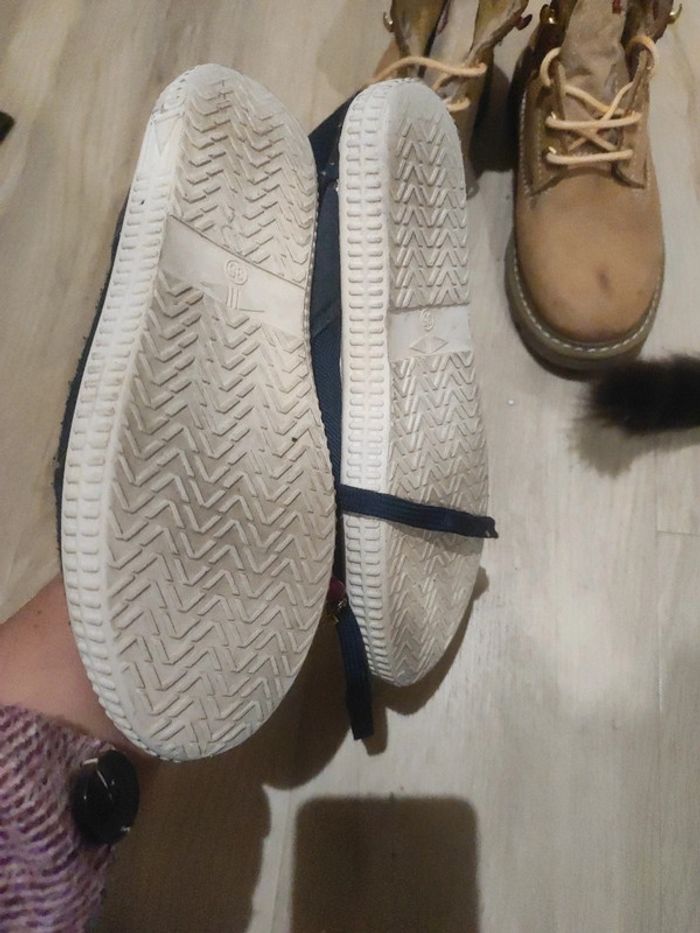 Lot de chaussures garçon taille 35 - photo numéro 4