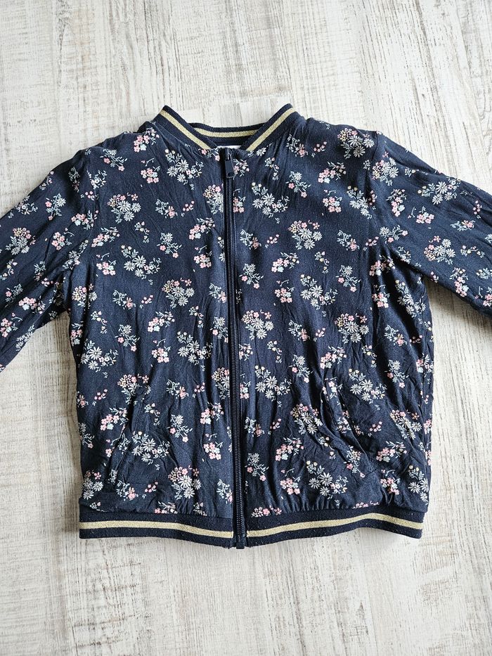 Veste fleurie 10 ans - photo numéro 2