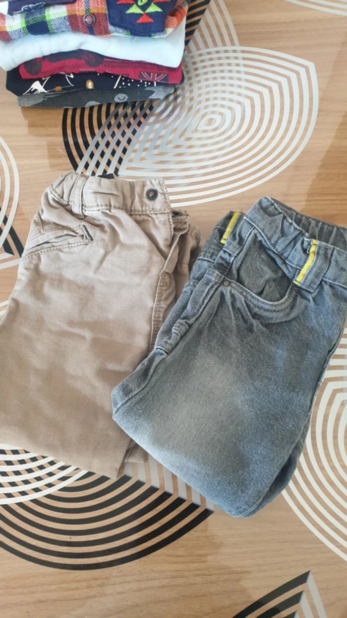 Lot vêtements garcon 2 ans - photo numéro 2