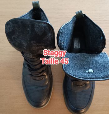 RARE : Baskets montantes Staggy doublée polaire noire taille 45 Homme