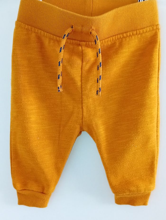 Primark pantalon garçon 6 mois hiver - photo numéro 2