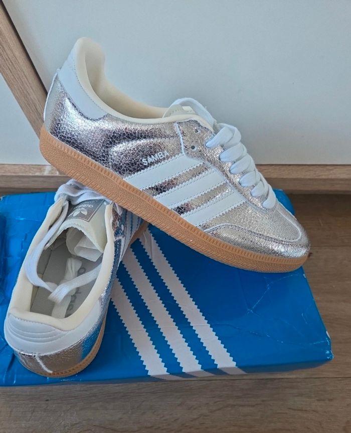 Adidas samba argenté - photo numéro 1