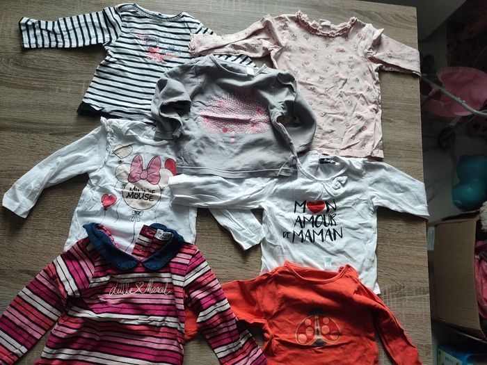 Lot tee shirt fille 12 mois - photo numéro 2