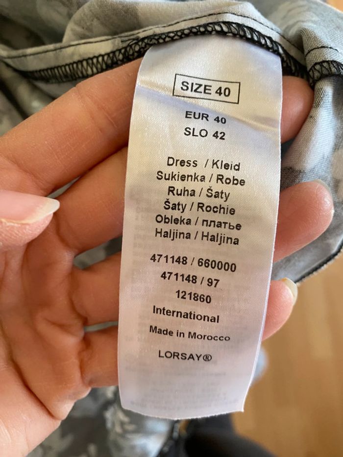 Robe fleurie Orsay Taille 40 - photo numéro 3