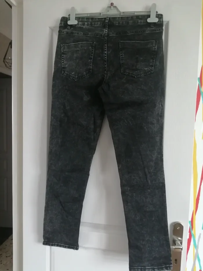 Jean slim noir - photo numéro 3