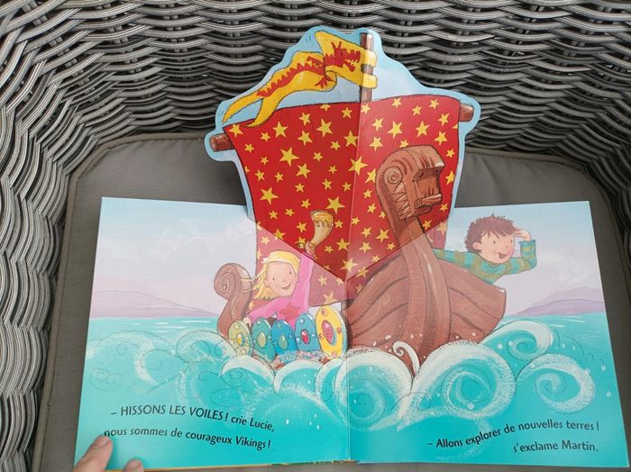 Joli livre pop up " la couverture magique" - photo numéro 7