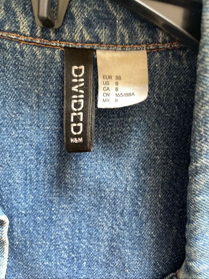 Veste en jean Divided (H&M) – Taille 38 – Intemporelle et tendance - photo numéro 2