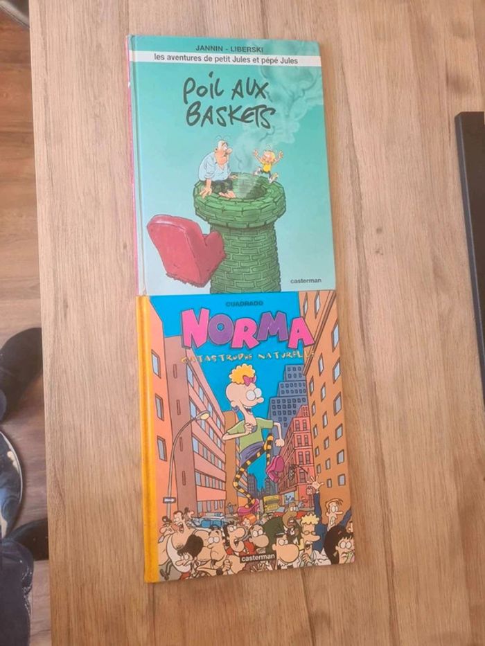 Lot bd norma et poil aux baskets