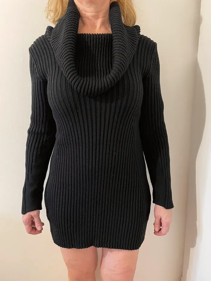 Robe en laine noire - photo numéro 3
