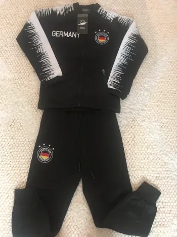 Ensemble sport enfant