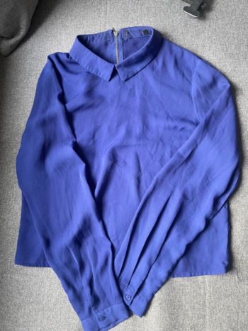 Blouse avec fermeture à l’arrière