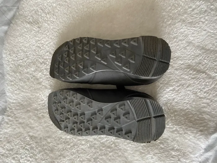 Basket grise à strass et zip - photo numéro 4