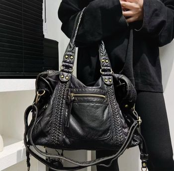 Sac à main noir vintage y2k