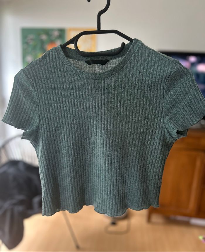 T-shirt court