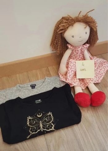 Hauts manches longues KIABI, 4 ans