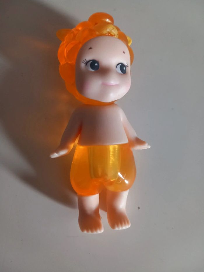 Figurine sonny angel candy store