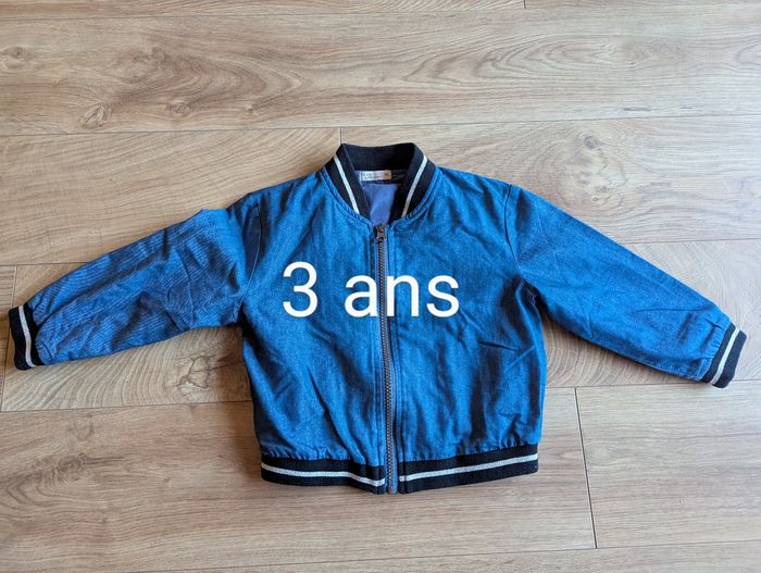 Lot 2 vestes - photo numéro 2