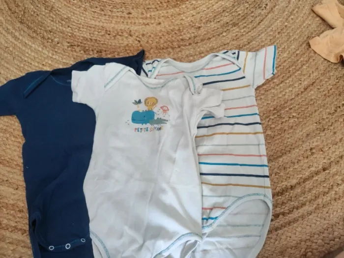 Lot de 3 bodies 3 ans