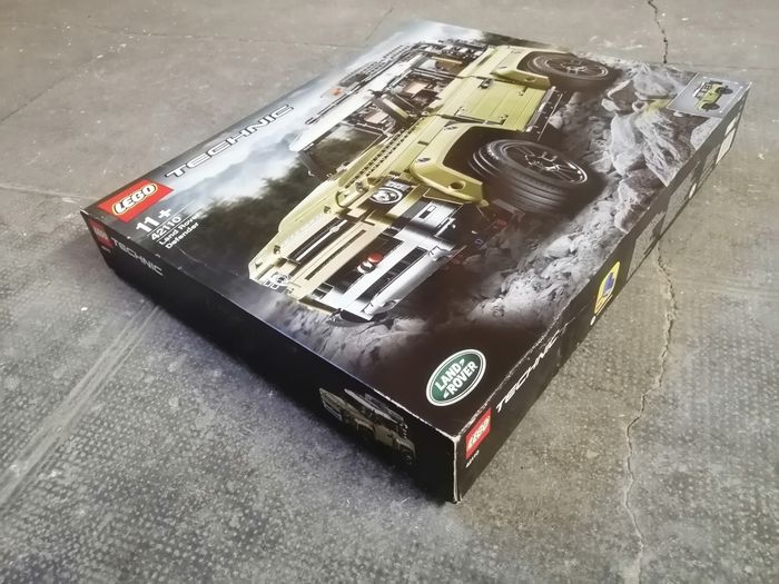 Lego Technic 42110 Land Rover Defender [NEUF] - photo numéro 6