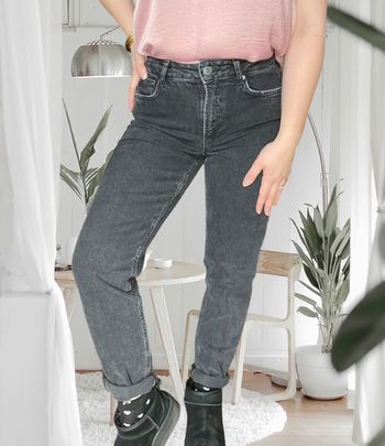 Jeans gris foncé taille haute Vero Moda taille 27/32 très bon état