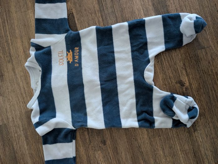 Lot pyjamas - photo numéro 8