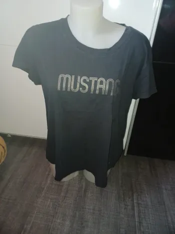Tee shirt mustang taille L