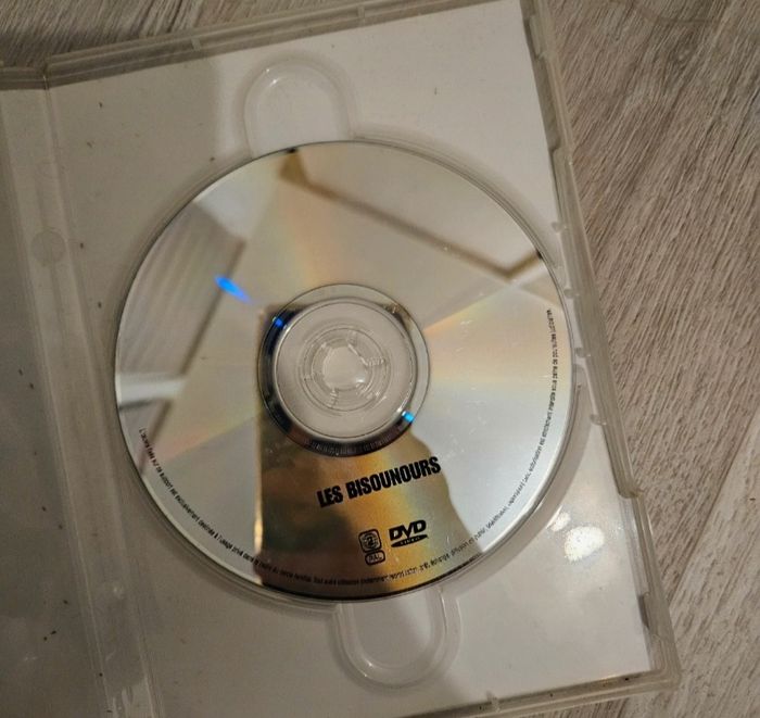 Dvd "Les Bisounours" 🌈 - photo numéro 3