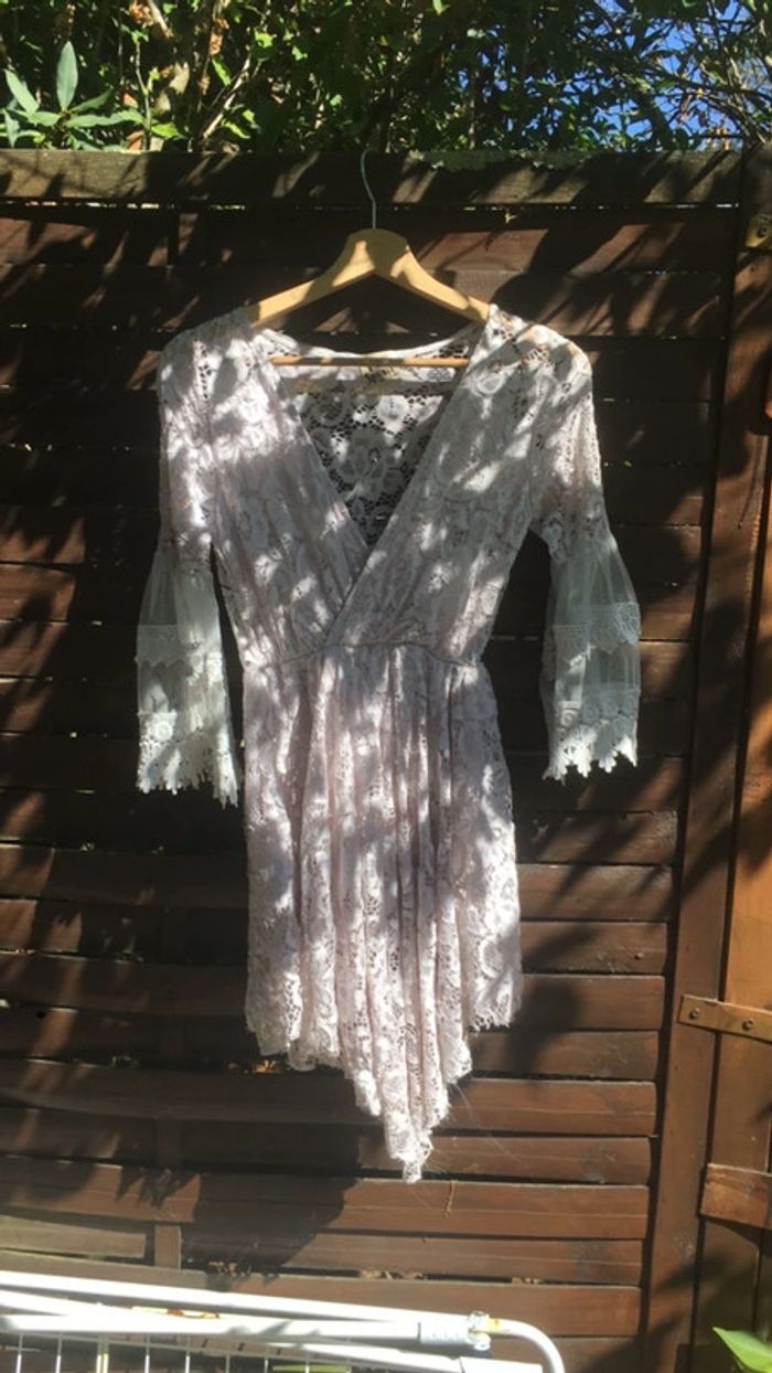 Robe en dentelle