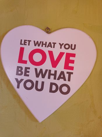 Décoration  murale  en forme  de  cœur