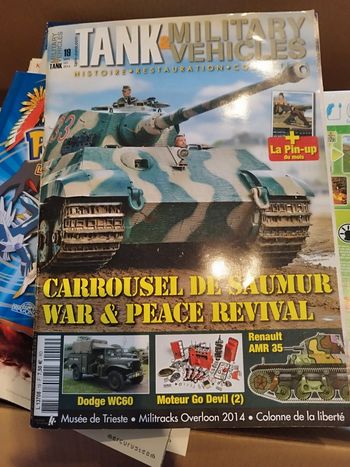 Magazine tank et military vehicles
