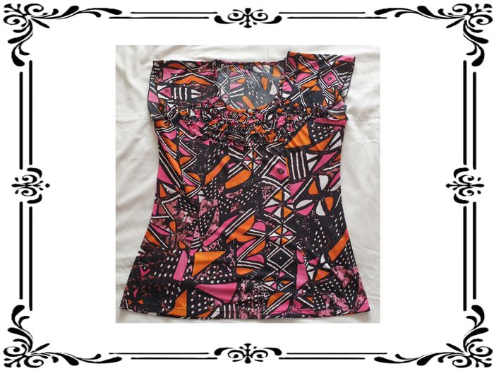 Tee shirt taille 38.