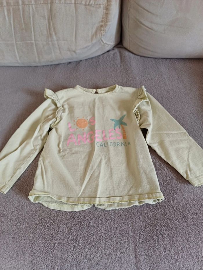 Lot vêtements fille 2 ans - photo numéro 3