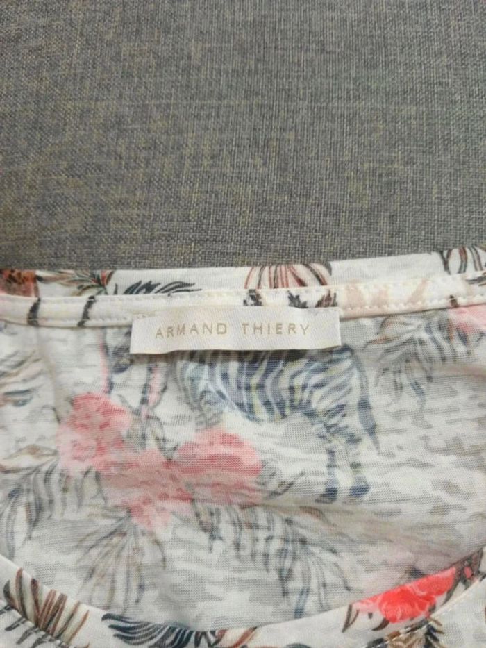 C30 blouse imprimée Armand Thiery T2 - photo numéro 3