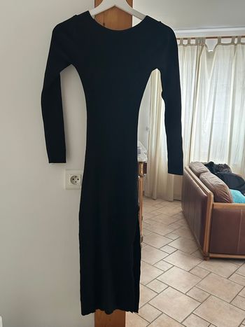 Robe noir manche longue 