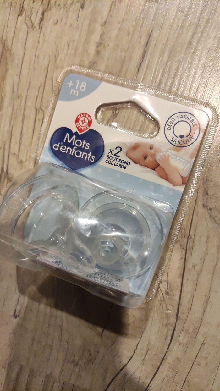 Tétine biberons bébé