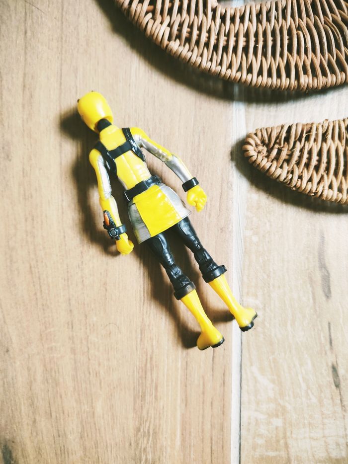 🙅 Power rangers Beast morphers- Figurine du ranger jaune - marque Hasbro - photo numéro 3