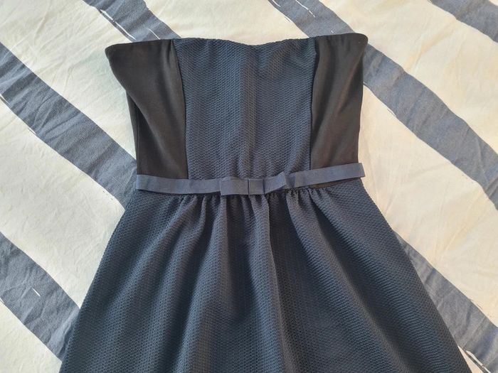 Superbe robe bustier signée Naf Naf, taille 40. - photo numéro 2