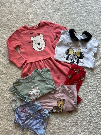 Lot Disney