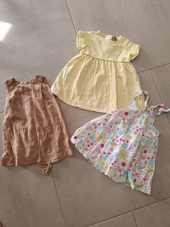 Lot 3 robes 12 mois